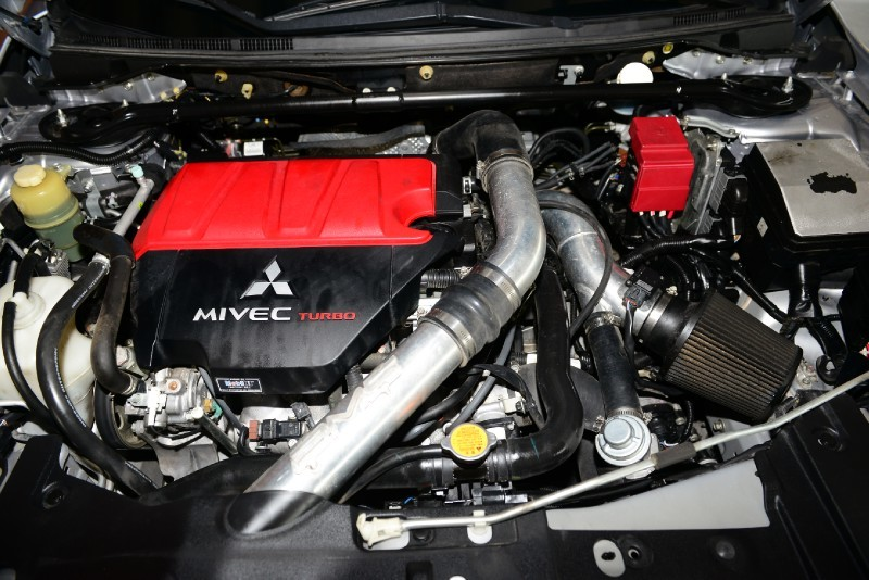 Illustration for article titled Why Buy A Honda Civic When The Best Lancer Evolution Ever Made Costs Way Less?Â